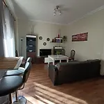 Precioso Apartamento En El Corazon De Triana